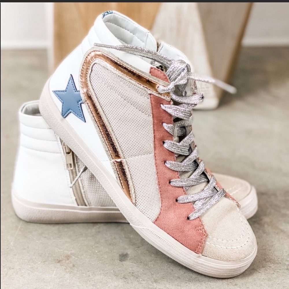Shu Shop Roxanne High Top Sneaker !